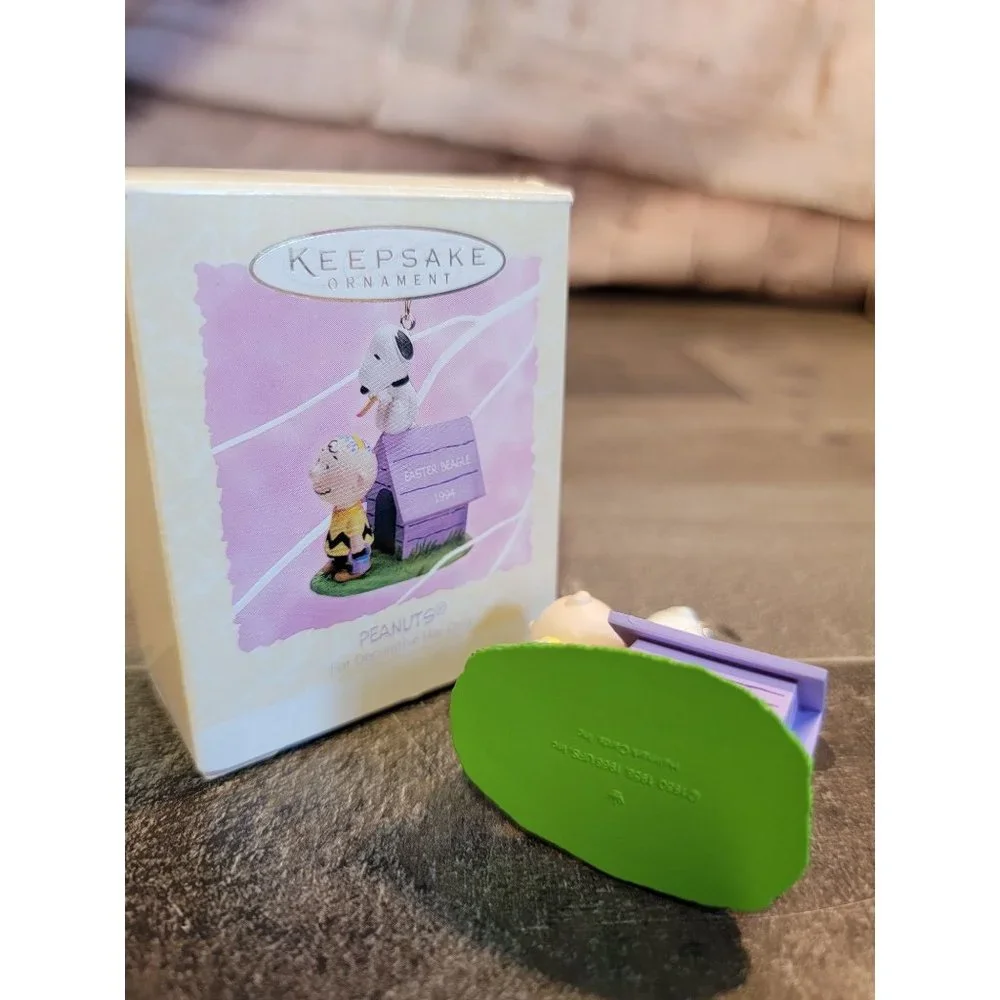 Hallmark Peanuts 1994‎ Easter Beagle snoopy Charlie